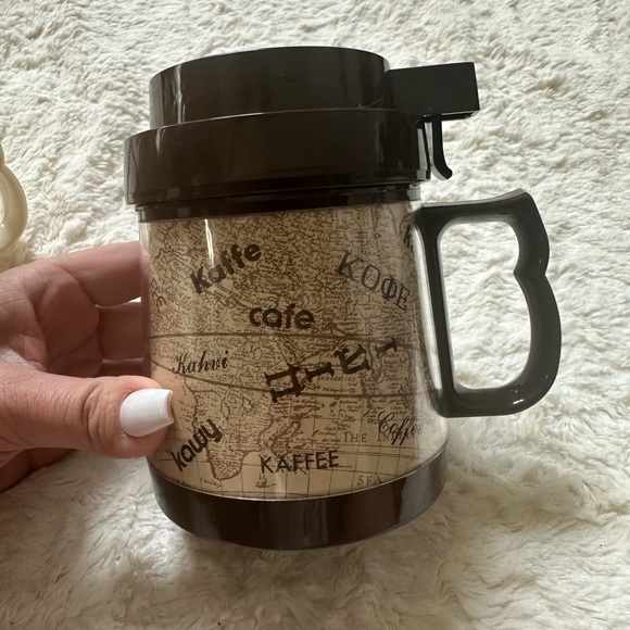 Set of Vintage 70’s cafe mugs - Picture 2 of 10